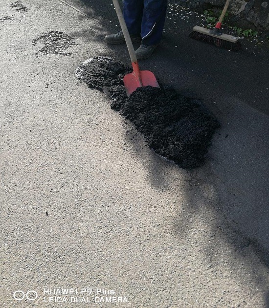 FM Asphaltfüller (Asphaltreparatur / Asphalt reparieren) – Bild 8